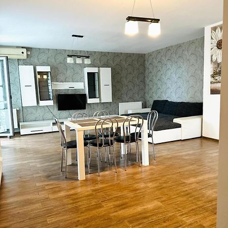 Apartament Lux Albert Olimp Ngoại thất bức ảnh
